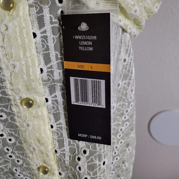 Nanette Lepore Eyelet Embroidery Blouse Three qtr Sleeve Pale Yellow Small - Picture 7 of 8